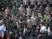 Panglima TNI dan Kapolri Tegaskan Soliditas dan Sinergitas TNI-Polri Harga Mati Panglima TNI dan Kapolri Tegaskan Soliditas dan Sinergitas TNI-Polri Harga Mati