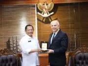 Dubes AS, Joseph RD. Jr Pamit dan “Menitipkan” Hubungan Baik AS-RI ke Mendagri Dubes AS, Joseph RD. Jr Pamit dan "Menitipkan" Hubungan Baik AS-RI ke Mendagri