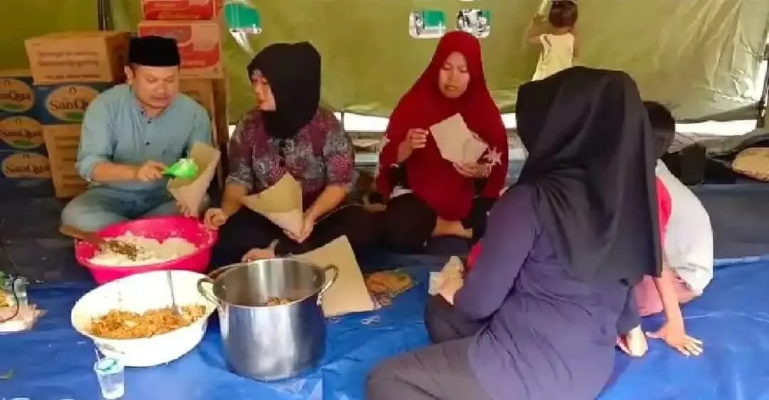 Bantu Korban Banjir, Sekertaris DPC Gerinda Kota Tangerang Buka 4 Dapur Umum