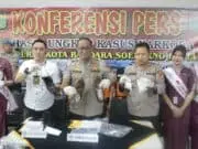 Polisi Gagalkan Penyelundupan Empat Kilo gram Shabu di Bandara Soetta Polisi Gagalkan Penyelundupan Empat Kilo gram Shabu di Bandara Soetta