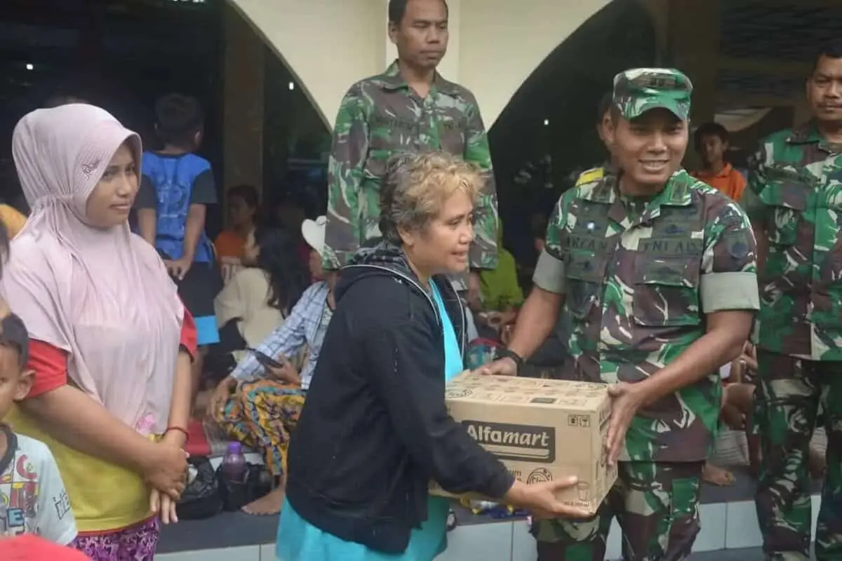 Banjir Pekalongan Ribuan Warga Mengungsi