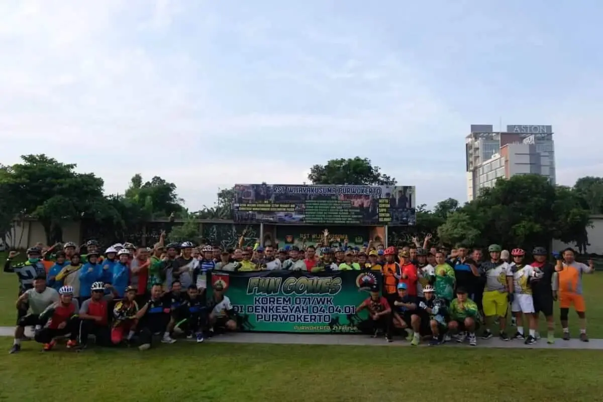 Perkokoh Sinergitas dan Soliditas, TNI-Polri Banyumas Gowes Bareng