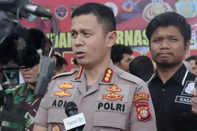 Sebarkan Hoaks Virus Corona via Medsos, RAF Diciduk Polisi Bandara Soetta Sebarkan Hoaks Virus Corona via Medsos, RAF Diciduk Polisi Bandara Soetta