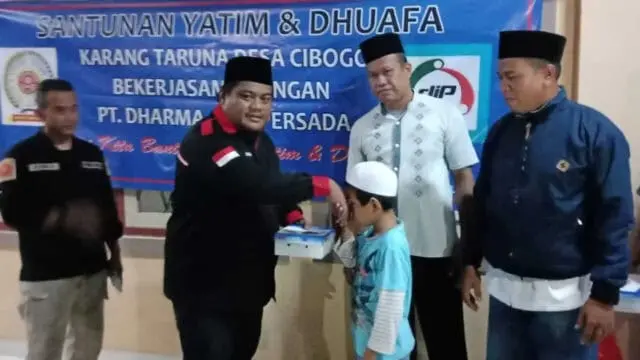 Peduli Sesama, Karang Taruna Desa Cibogo Santuni Anak Yatim Dan Dhuafa Peduli Sesama, Karang Taruna Desa Cibogo Santuni Anak Yatim Dan Dhuafa