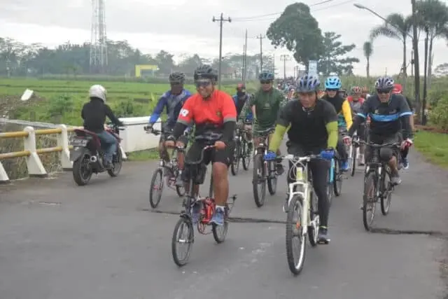 Gowes Bareng Sarana Sapa Warga Gowes Bareng Sarana Sapa Warga