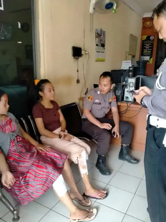 Dua Wanita Dibegal Di Jambe Dua Wanita Dibegal Di Jambe