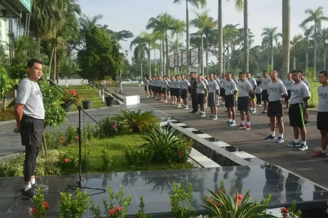Hambat penyebaran Covid-19, Danrem 071/Wijayakusuma Berikan Jam Komandan