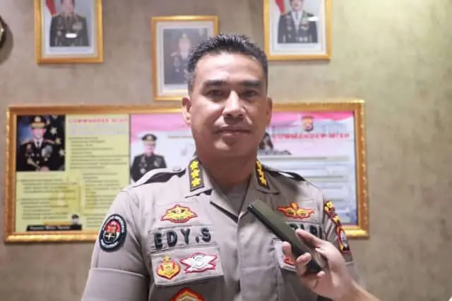 Kabid Humas Polda Banten Ajak Semua Pihak Untuk Melakukan "Social Distancing" Kabid Humas Polda Banten Ajak Semua Pihak Untuk Melakukan "Social Distancing"