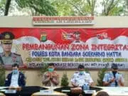 Peduli Dampak Corona, Kombata Bagikan Tali Asih ke Pekerja Peduli Dampak Corona, Kombata Bagikan Tali Asih ke Pekerja