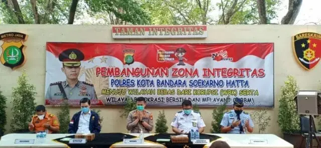 Peduli Dampak Corona, Kombata Bagikan Tali Asih ke Pekerja Peduli Dampak Corona, Kombata Bagikan Tali Asih ke Pekerja