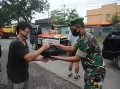 Peduli Dampak Corona, Korem 071/Wijayakusuma Beri Bantuan Sembako Kepada Warga Peduli Dampak Corona, Korem 071/Wijayakusuma Beri Bantuan Sembako Kepada Warga