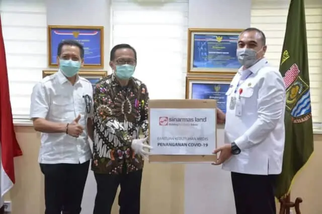 Bupati Zaki Terima Bantuan 1.500 Rapid Test dari Sinar Mas Land Bupati Zaki Terima Bantuan 1.500 Rapid Test dari Sinar Mas Land