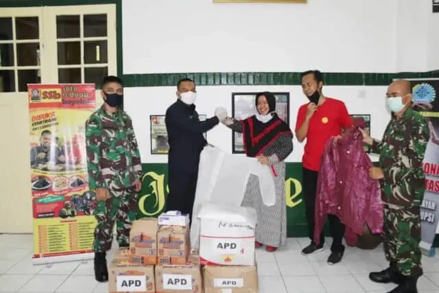 Kodim 0734/ Yogyakarta Terima Bantuan APD Dari Hj Widodo Kodim 0734/ Yogyakarta Terima Bantuan APD Dari Hj Widodo