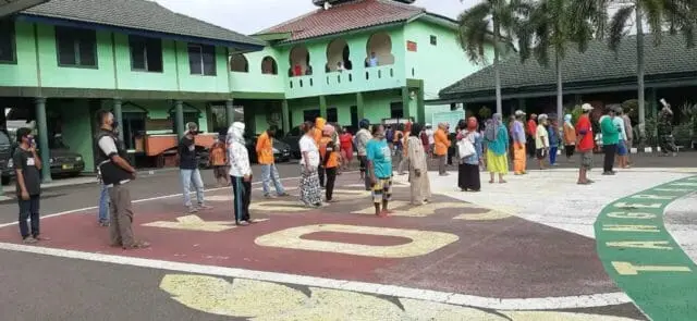 Kodim 0506/Tgr Distribusikan Beras Bantuan Kasad, Kementan RI dan BNI Kodim 0506/Tgr Distribusikan Beras Bantuan Kasad, Kementan RI dan BNI