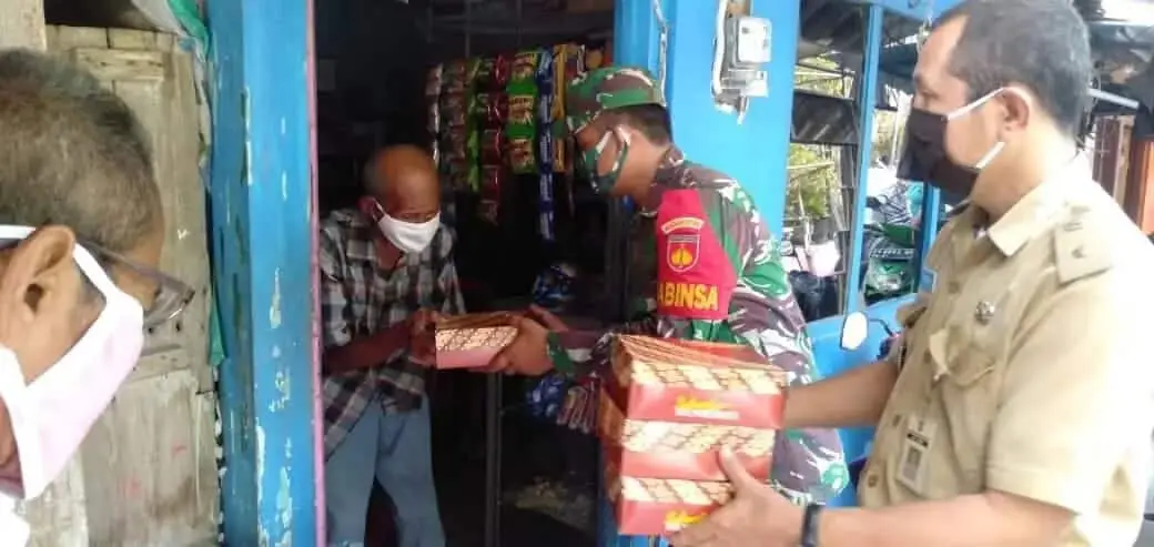 Inilah Segala Upaya TNI - Polri Bantu masyarakat Ditengah Pandemi Covid 19 Inilah Segala Upaya TNI - Polri Bantu masyarakat Ditengah Pandemi Covid 19