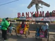 Jumat Berkah, Persit KCK Koorcab Rem 071 PD IV/Diponegoro Berbagi Kasih Sesama Jumat Berkah, Persit KCK Koorcab Rem 071 PD IV/Diponegoro Berbagi Kasih Sesama