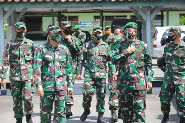 Danrem 072/Pmk Kunjungi Dapur Lapangan Kodim 0734/Yogyakarta Danrem 072/Pmk Kunjungi Dapur Lapangan Kodim 0734/Yogyakarta