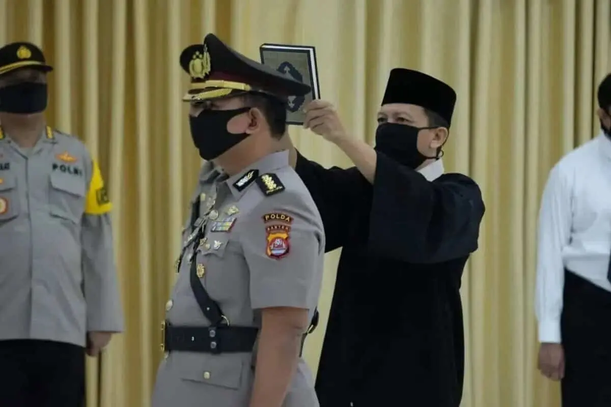 Kapolda Banten Pimpin Sertijab PJU dan Kapolres Serang Kota Kapolda Banten Pimpin Sertijab PJU dan Kapolres Serang Kota