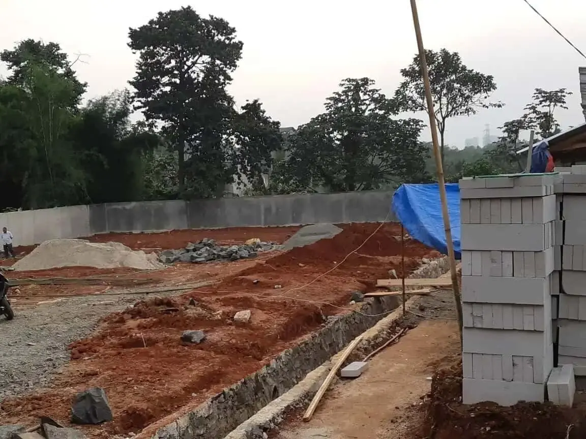 Tak Miliki Izin, Satpol PP Segel Proyek Cluster Britania Hill Serpong