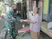 Korem 071/Wk Salurkan Zakat Kepada Fakir Miskin dan Kaum Dhuafa Korem 071/Wk Salurkan Zakat Kepada Fakir Miskin dan Kaum Dhuafa