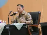 Mendagri Puji Inovasi Bupati Banyuwangi Bangun Sistem Penyaluran Bansos Yang Transparan dan Tepat Sasaran Mendagri Puji Inovasi Bupati Banyuwangi Bangun Sistem Penyaluran Bansos Yang Transparan dan Tepat Sasaran