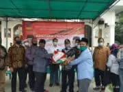 ASPRINDO Bersama Kemesos Salurkan Bantuan Sembako dari Presiden di Cipete