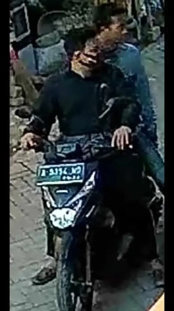 Dua Pelaku Pencuri Sepeda Motor di Tangerang Terekam CCTV