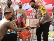 Hari Bhayangkara ke 74, Kapolda Metro Jaya Gelar Baksos Sembako