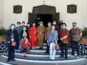 Diaspora Indonesia China Network berikan Bantuan Covid-19 kepada Pemkot Cirebon