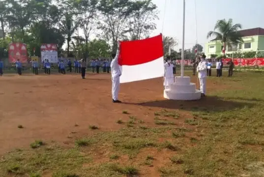 Upacara HUT ke-75 RI di Wilkum Polsek Balaraja Sesuai dengan Protokol Kesehatan Upacara HUT ke-75 RI di Wilkum Polsek Balaraja Sesuai dengan Protokol Kesehatan