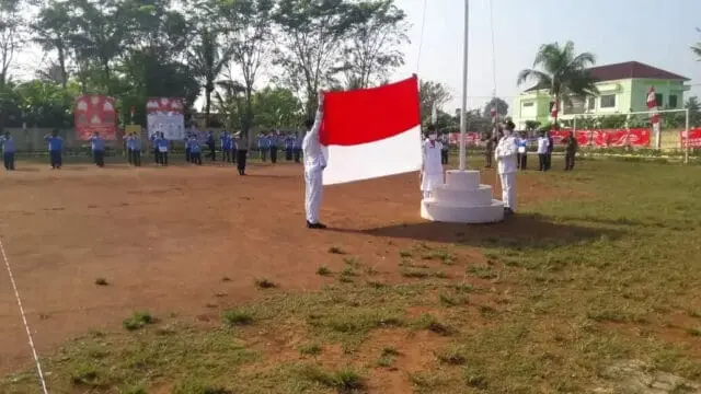 Upacara HUT ke-75 RI di Wilkum Polsek Balaraja Sesuai dengan Protokol Kesehatan