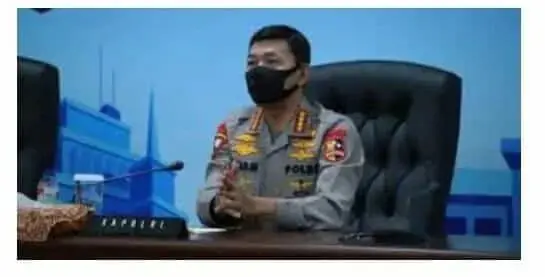 Kapolri Kecam Tindakan Pilot Yang Manuver Bubarkan Aksi Demo Mahasiswa di Kendari