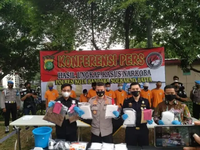 Polresta Bandara Soetta Gagalkan Penyelundupan Shabu Seberat 9,2 Kg dan Ganja Sintetis Polresta Bandara Soetta Gagalkan Penyelundupan Shabu Seberat 9,2 Kg dan Ganja Sintetis