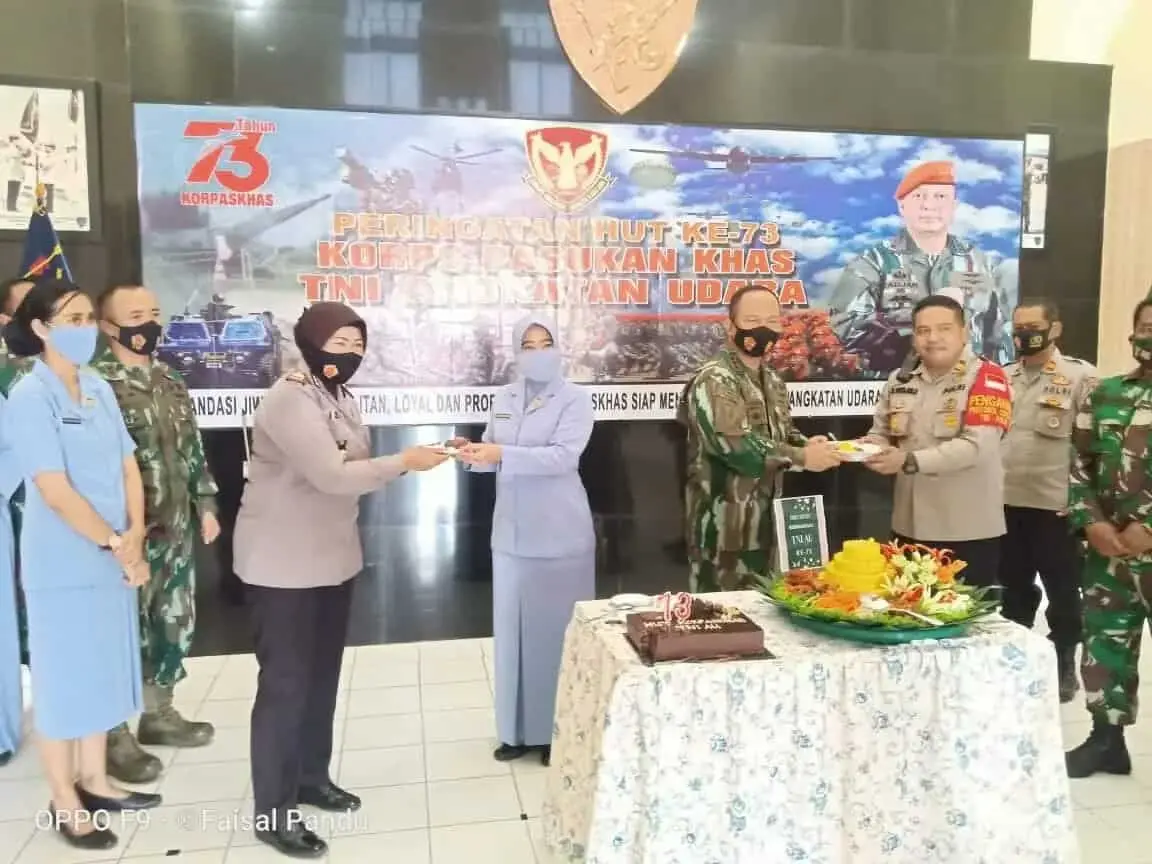 HUT Korps Paskhas Ke-73, Kapolsek Cisauk Berikan Ucapan dan Surprise