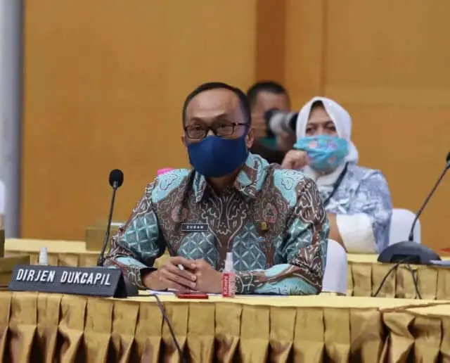 Petugas Jangan Memperlambat Layanan Adminduk, Sanksi Sosial Masyarakat Sangat Berat Petugas Jangan Memperlambat Layanan Adminduk, Sanksi Sosial Masyarakat Sangat Berat