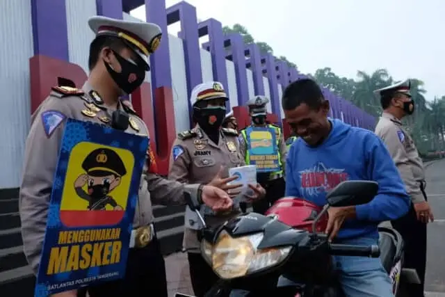 Satlantas Polresta Tangerang Gelar Operasi Zebra Kalimaya 2020 Satlantas Polresta Tangerang Gelar Operasi Zebra Kalimaya 2020