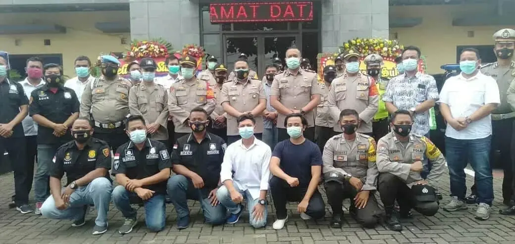 Didampingi Kapolsek Baru, AKP Rolando Hutajulu Salam Pamit Bersama Anggota Polsek Pagedangan
