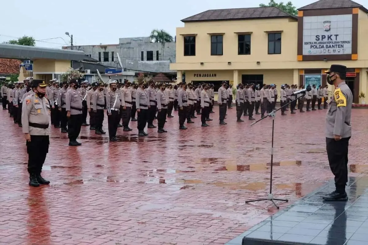 Waka Polda Banten Cek Kesiapan Personil Pengamanan Malam Tahun Baru Waka Polda Banten Cek Kesiapan Personil Pengamanan Malam Tahun Baru