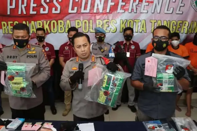 Polresta Tangerang Ungkap Sindikat Pengedar Narkoba Jenis Sabu Jaringan Malaysia Polresta Tangerang Ungkap Sindikat Pengedar Narkoba Jenis Sabu Jaringan Malaysia