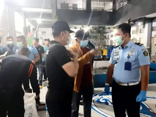 Antisipasi Preredaran Gelap Narkotika, Lapas Kelas IIA Gunung Sindul Sidak di Seluruh Kamar Antisipasi Preredaran Gelap Narkotika, Lapas Kelas IIA Gunung Sindul Sidak di Seluruh Kamar