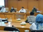 Sekda Pimpin Rapat Persiapan Vaksinasi Covid-19, Petugas Pelayanan Publik Sekda Pimpin Rapat Persiapan Vaksinasi Covid-19, Petugas Pelayanan Publik