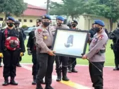 Kapolri Apresiasi Dedikasi dan Loyalitas Brimob Dalam Tugas Kemanusiaan Kapolri Apresiasi Dedikasi dan Loyalitas Brimob Dalam Tugas Kemanusiaan