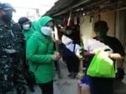 Peduli Sesama, Persit KCK Koorcabrem 052/Wijayakrama Gelar Baksos