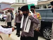 Silaturahmi Ke Ponpes Salafiyah Tajul Falah, Kapolri Dikalungi Sorban Silaturahmi Ke Ponpes Salafiyah Tajul Falah, Kapolri Dikalungi Sorban