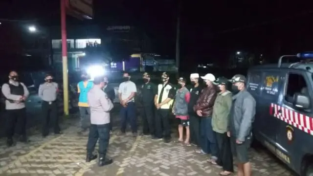 Selama Puasa, Polsek Cisoka Melaksanakan Program POS JATIDIRI Selama Puasa, Polsek Cisoka Melaksanakan Program POS JATIDIRI