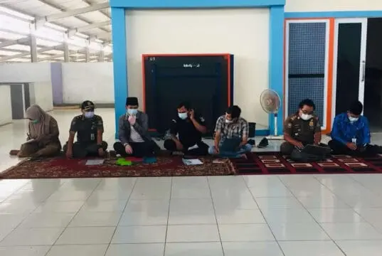 Pemkab Tangerang Akan Segera Tertibkan Pedagang Liar di Sepatan Pemkab Tangerang Akan Segera Tertibkan Pedagang Liar di Sepatan