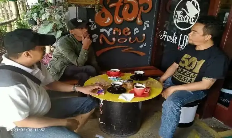 Harum Aroma Kedai Kopi SAPoci Murni Dari Perkebunan Harum Aroma Kedai Kopi SAPoci Murni Dari Perkebunan