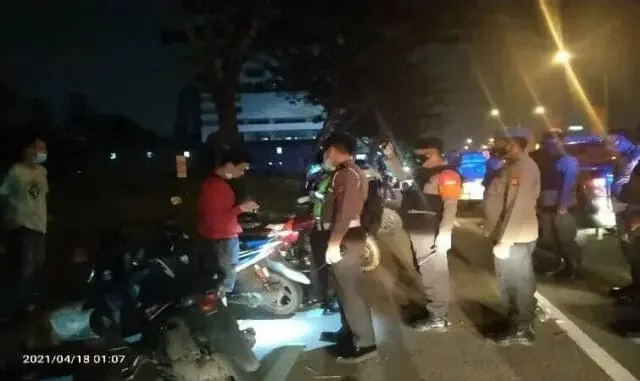 Cegah SOTR dan Gangguan Kamtibmas, Polres Tangsel Gelar Patroli Sekala Besar Cegah SOTR dan Gangguan Kamtibmas, Polres Tangsel Gelar Patroli Sekala Besar