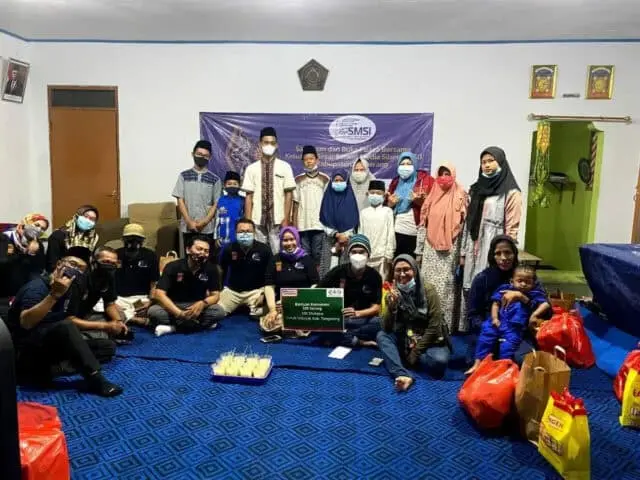 SMSI Kabupaten Tangerang Bagikan Ratusan Paket Sembako dan Santunan Anak Yatim Piatu SMSI Kabupaten Tangerang Bagikan Ratusan Paket Sembako dan Santunan Anak Yatim Piatu