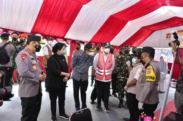 Bersama Panglima TNI, Kapolri Tinjau Pos Penyekatan Merak-Bakauheni Bersama Panglima TNI, Kapolri Tinjau Pos Penyekatan Merak-Bakauheni